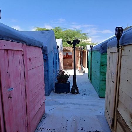 "Par 4 Chemins" - Atypical Stopover Nouakchott Exterior photo