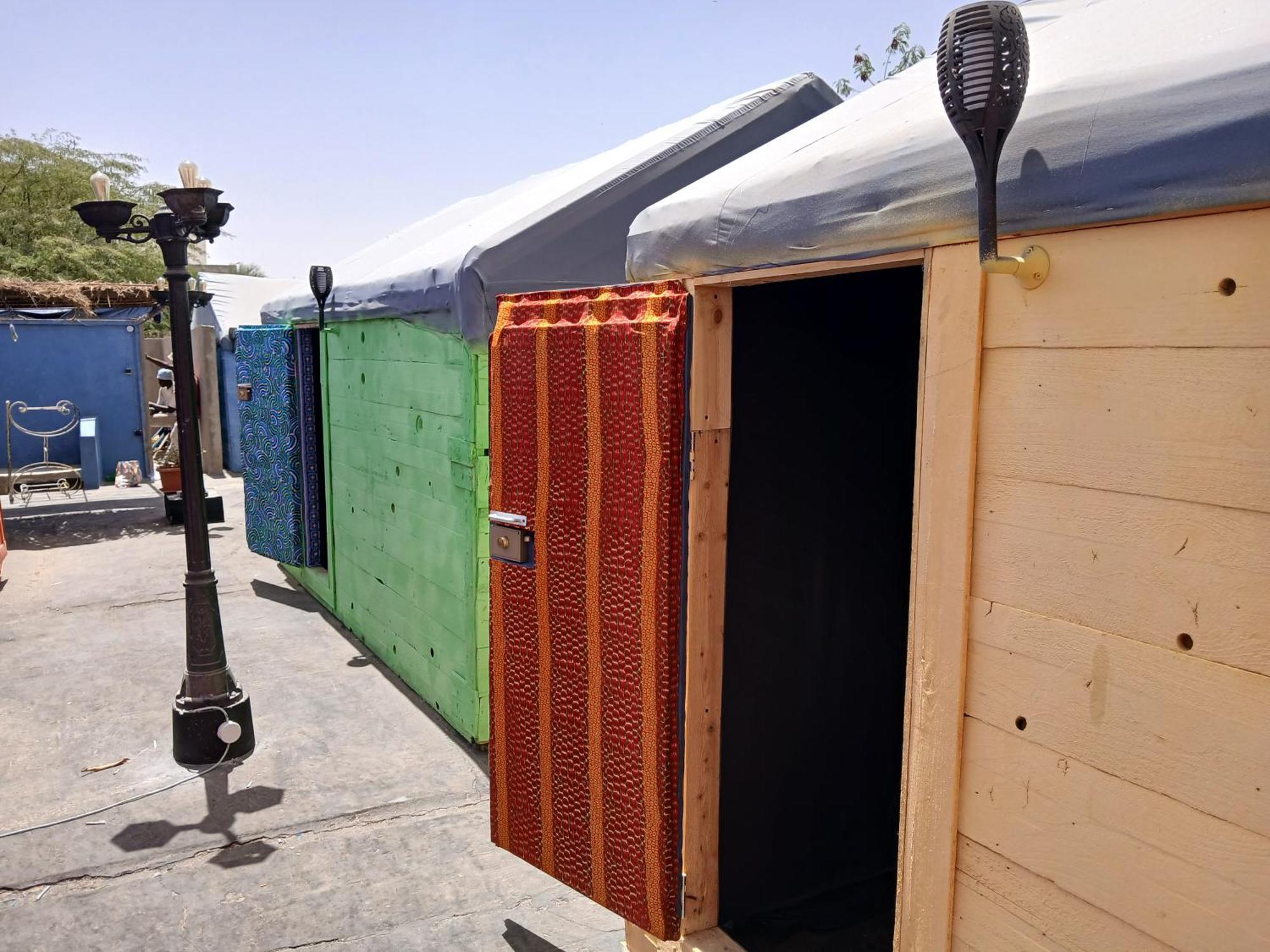 "Par 4 Chemins" - Atypical Stopover Nouakchott Exterior photo